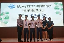 帅哥美女组合好生养眼啊！拉文的初恋美女老婆告别芝加哥